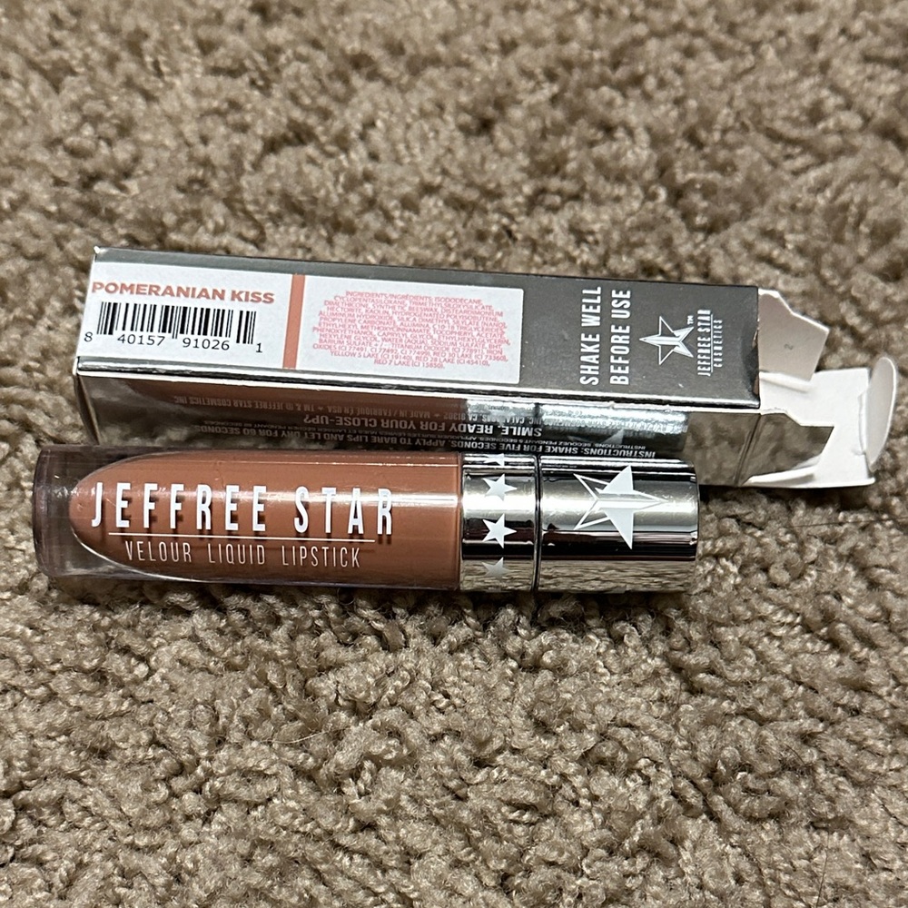 Jeffree Star Velour Liquid Lipstick in Pomeranian Kiss Brown